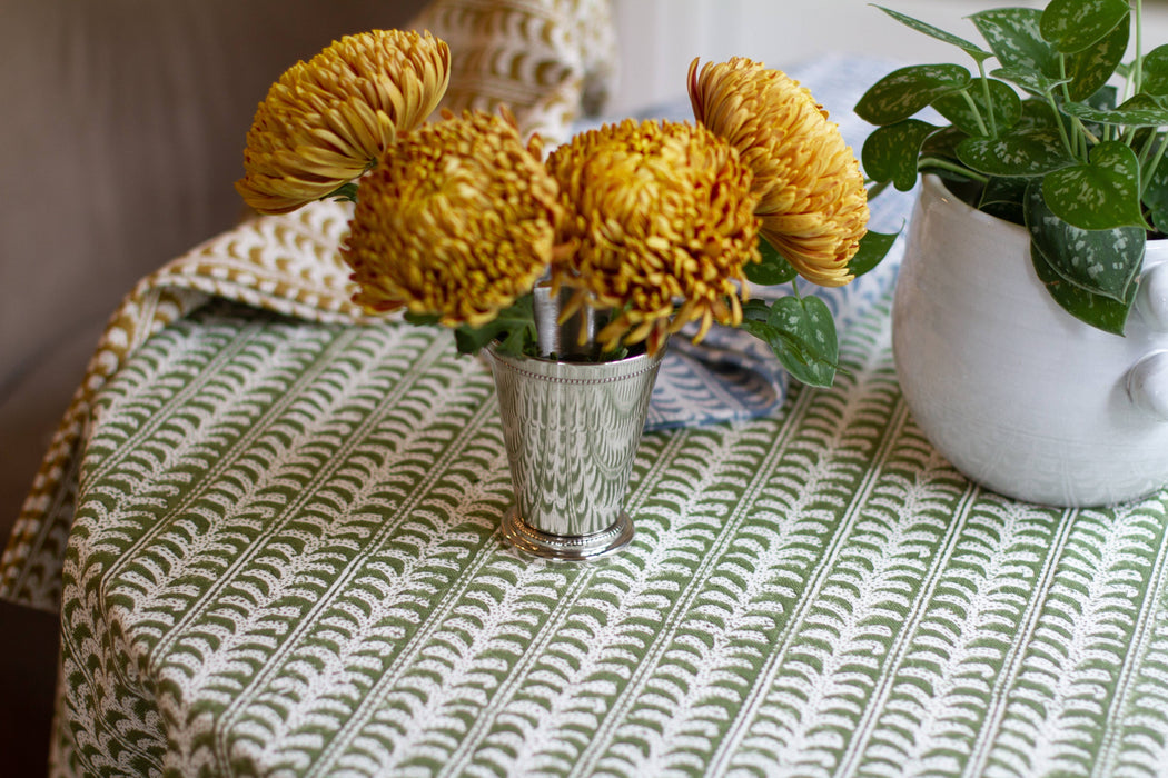 Endless Fleur Tablecloth in Green: Rectangular- 70" x 120"