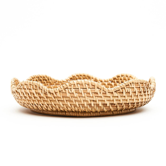 Round Rattan Scalloped Tray, 10"