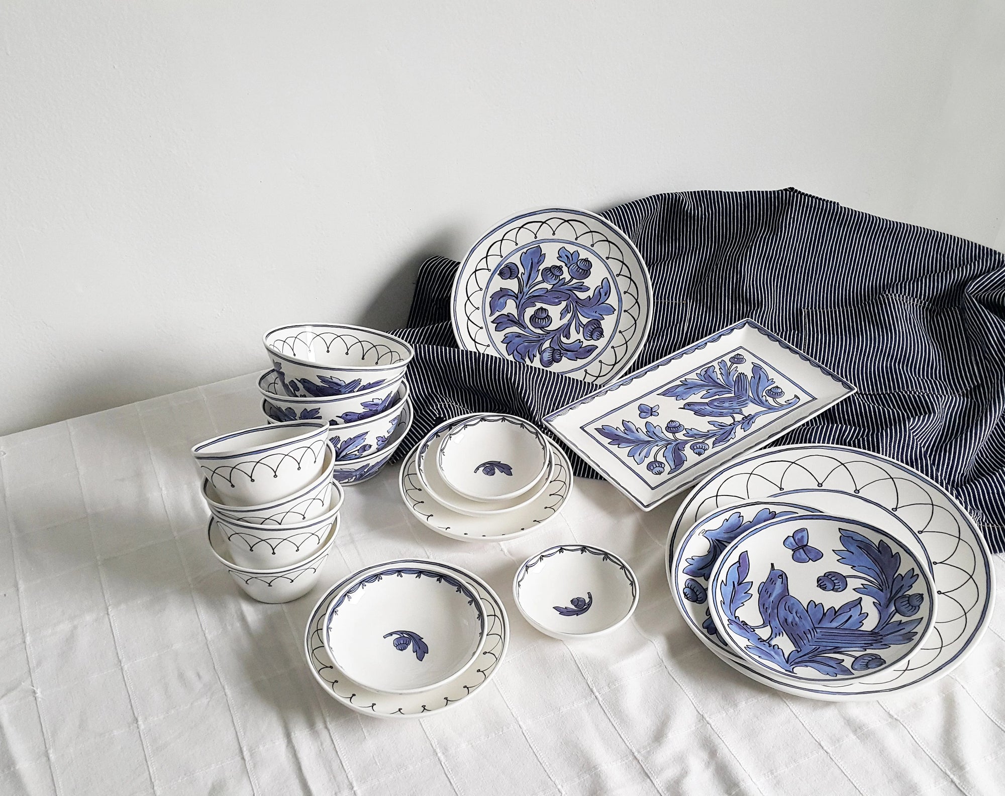 Blue Bird - 10 in. Dinner Plate