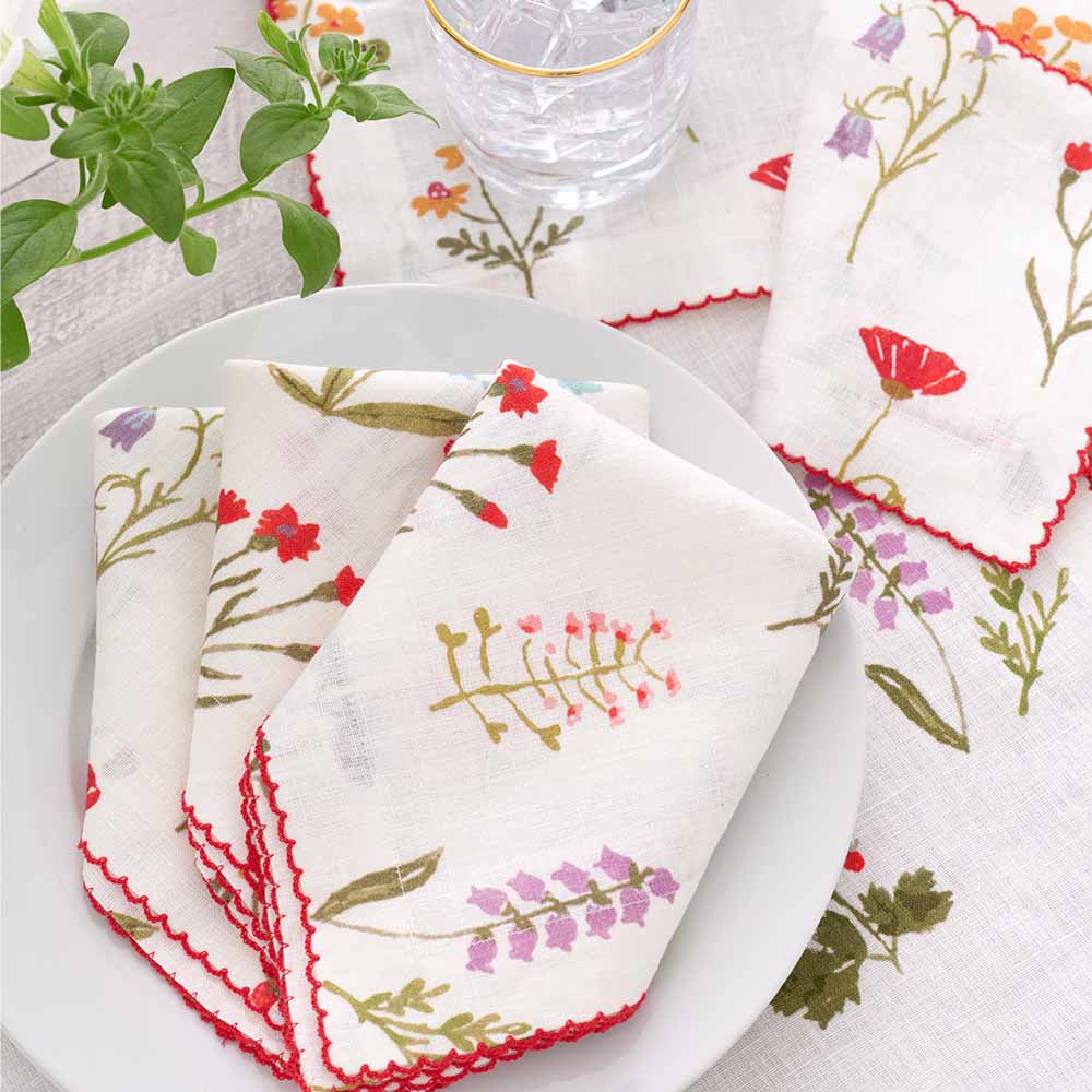 Botanical Garden motif on linen napkins on a table setting
