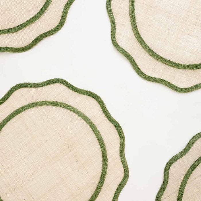 Green Scalloped Woven Placemat | Set of 4