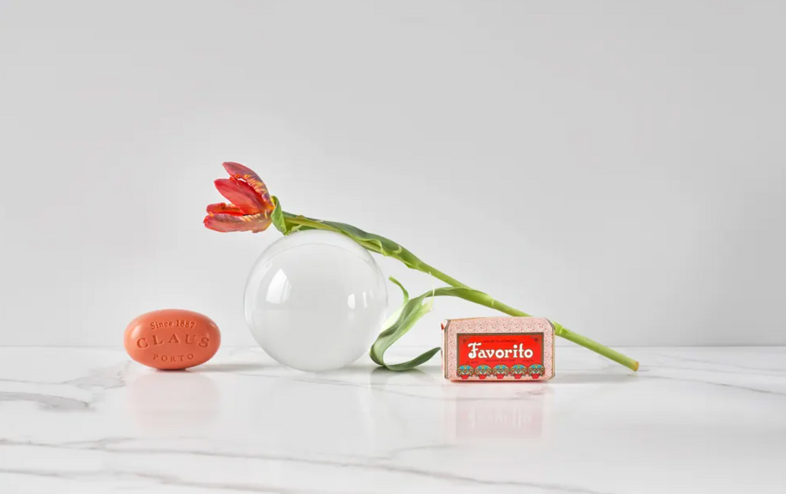 Favorito Red Poppy Soap