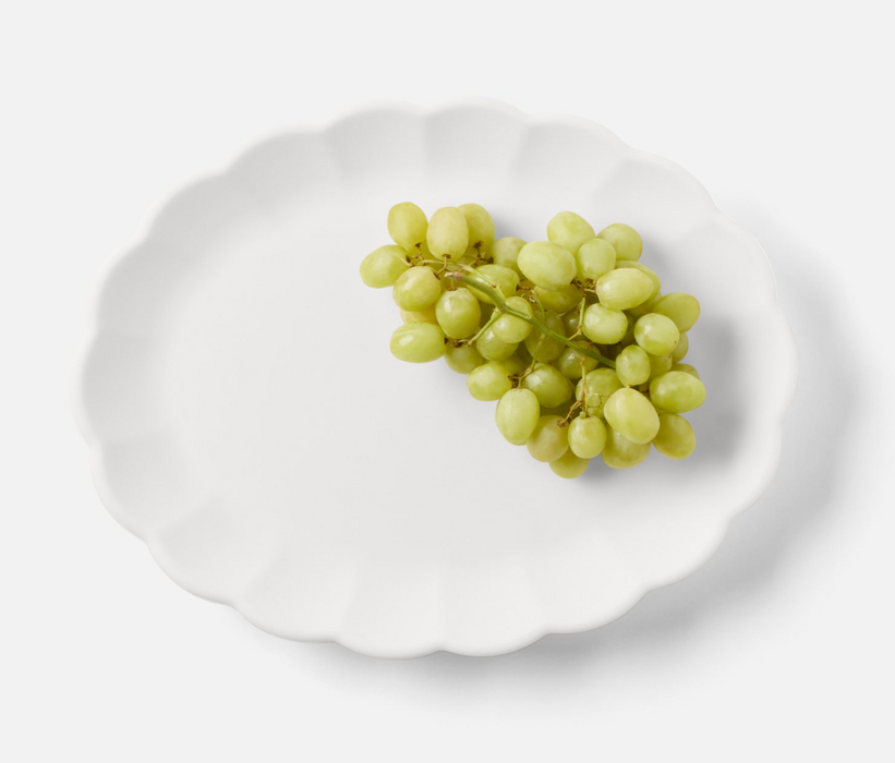 Iris White Scallop Melamine Oval Serving Platter