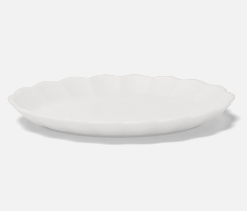 Iris White Scallop Melamine Oval Serving Platter