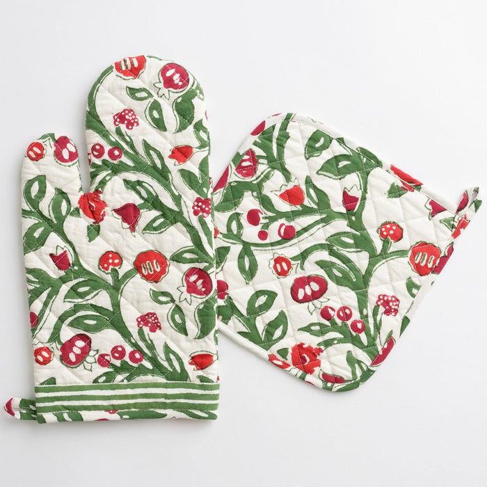 Emma Red & Green Oven Mitt Set