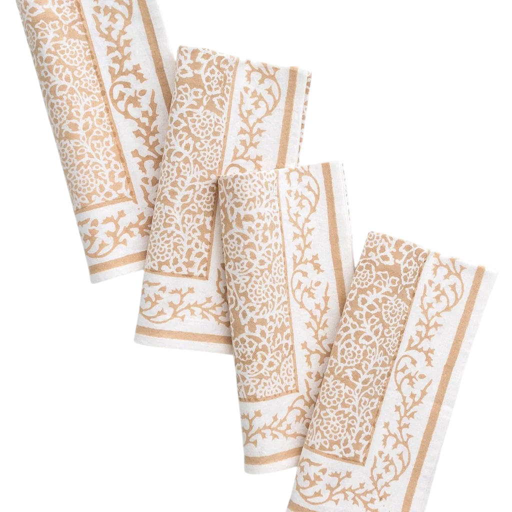 Homeport Tapestry Tuscan Wheat napkins in beige and cream with a delicate floral woven motif, set of four.