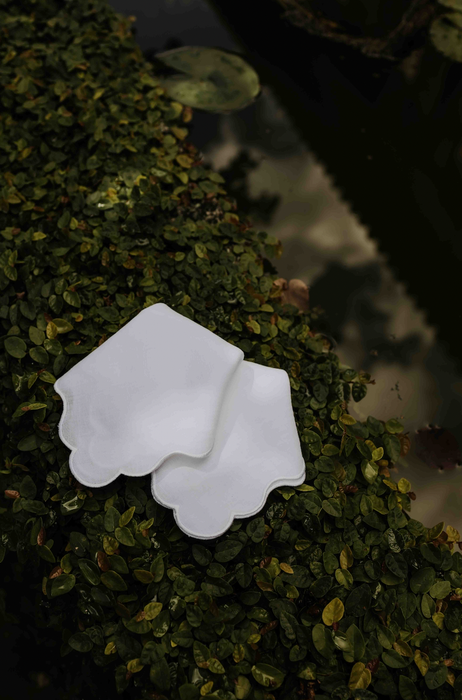 White Scalloped Napkin - Set of 4