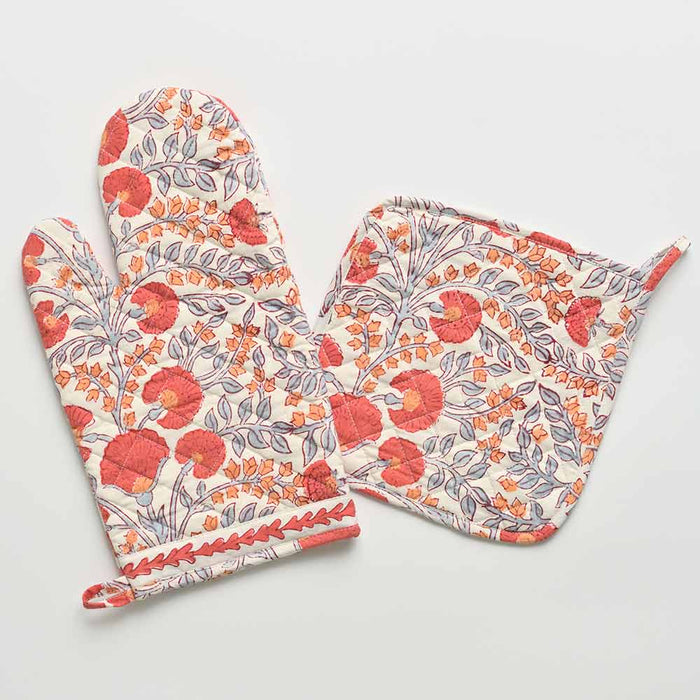 Cactus Flower Ivory Oven Mitt Set