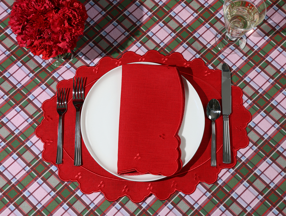 Eloise Oval Linen Placemat